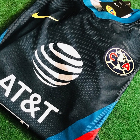 CLUB AMERICA PLAYERS VERSION JERSEY 20/21 - Picture 3 of 5